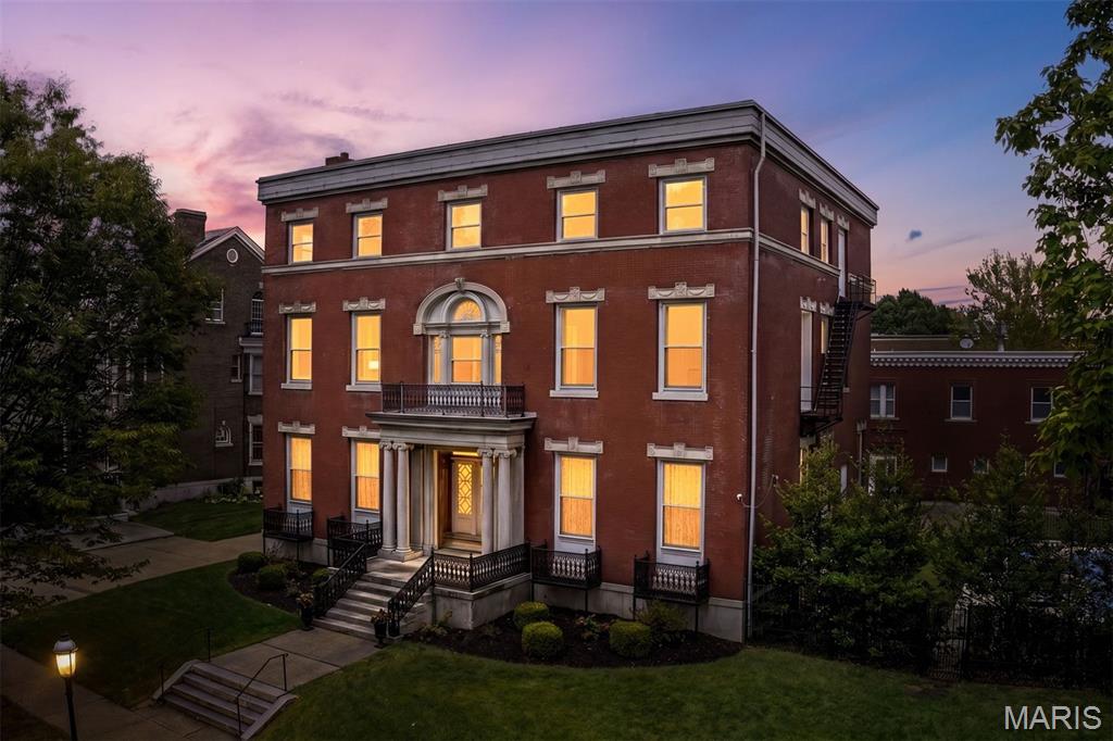 Photo of 4341 Westminster Place St Louis MO 63108