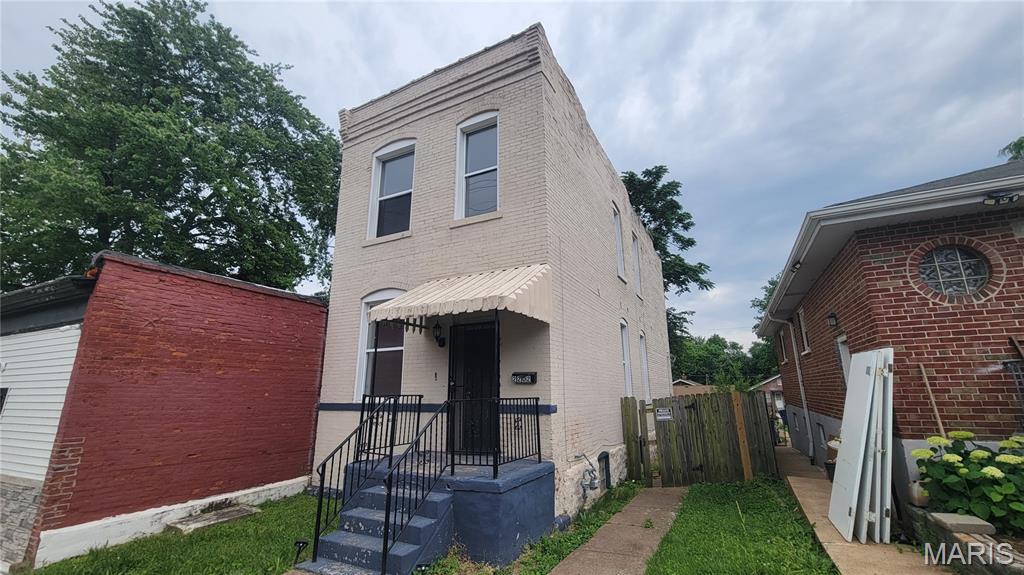Photo of 2202 Osage Street St Louis MO 63118