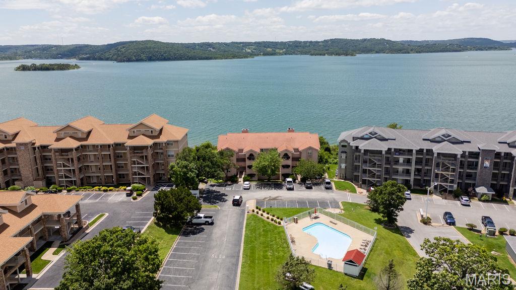 Photo of 700 Emerald Pointe Dr #101 Hollister MO 65672