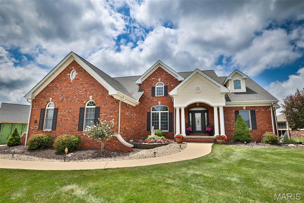 Photo of 101 Waterfall Court Glen Carbon IL 62034