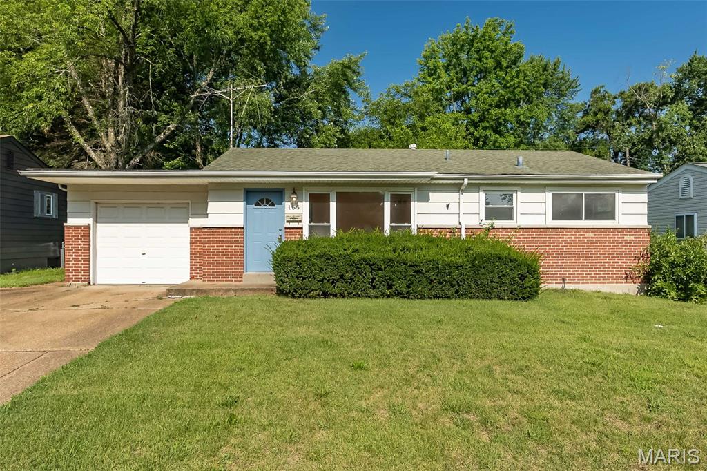 Photo of 155 Lynn Meadows Lane Florissant MO 63033