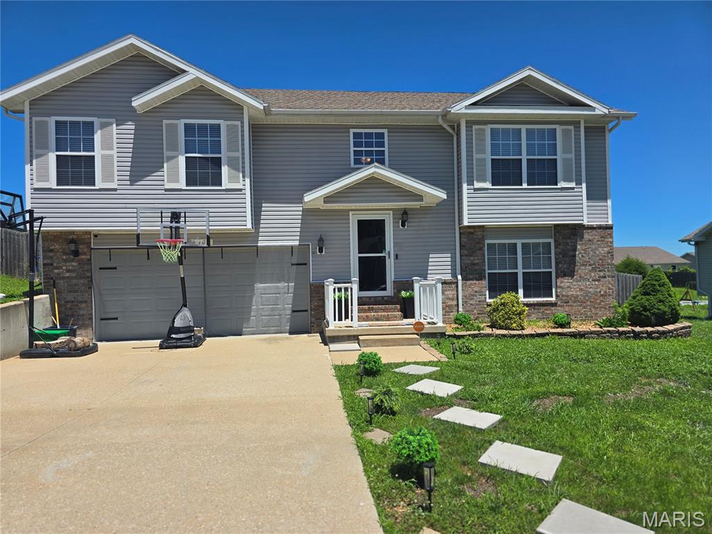 Photo of 102 Mary Catherine Street Waynesville MO 65583