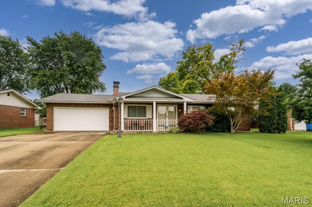 Photo of 2560 Stratford Lane Granite City IL 62040