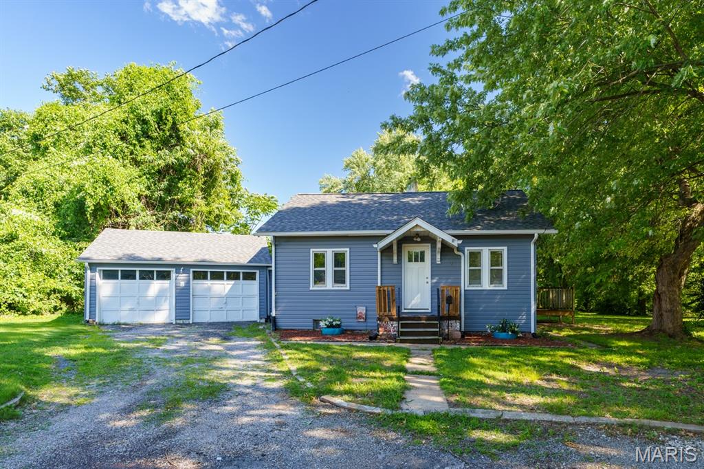 Photo of 9 Lindauer Place Belleville IL 62226