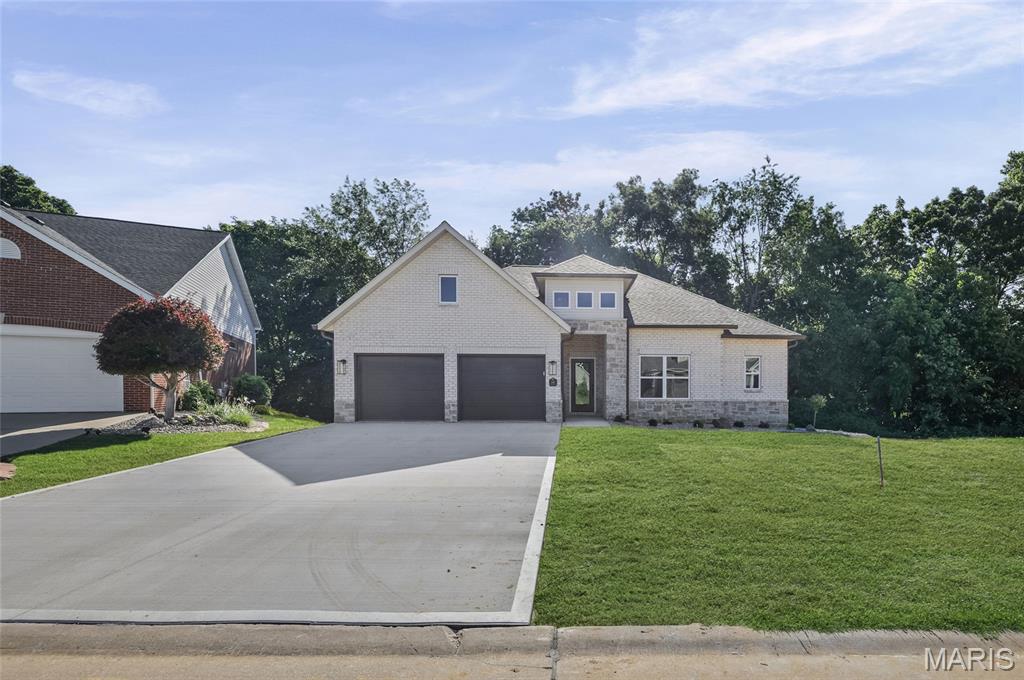 Photo of 249 Fountain Drive Glen Carbon IL 62034