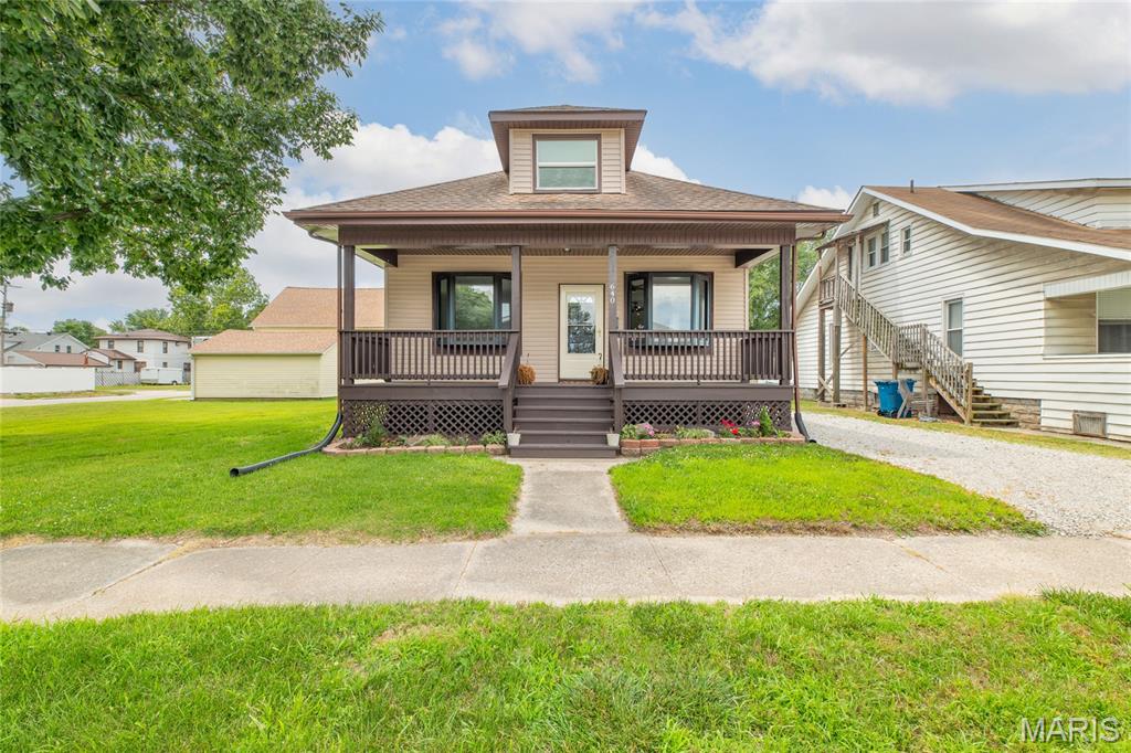 Photo of 640 E Ferguson Avenue Wood River IL 62095