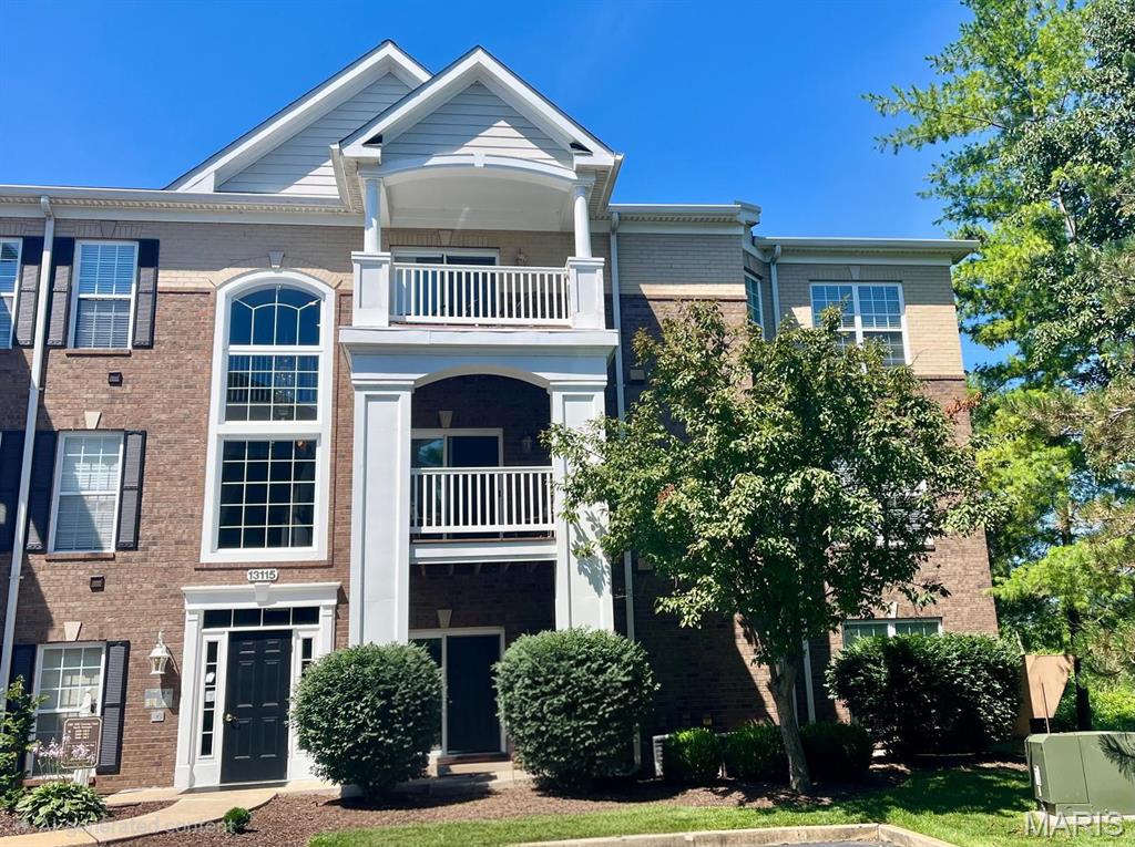 Photo of 13115 Mill Crossing Court #300 St Louis MO 63141