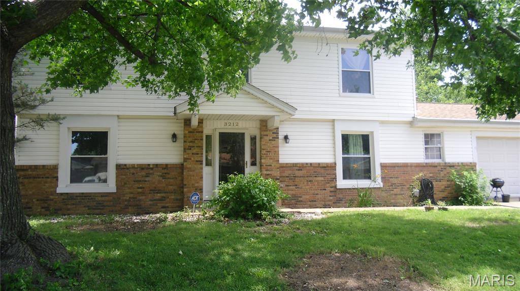 Photo of 3212 West Boulevard Belleville IL 62221