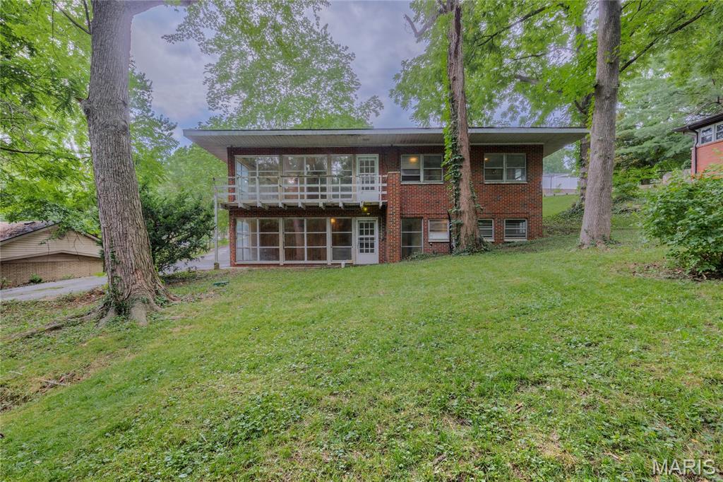 Photo of 828 Willoway Avenue East Alton IL 62024
