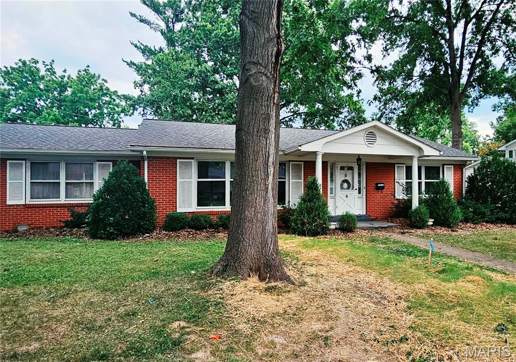Photo of 8 Friendship Court Troy MO 63379