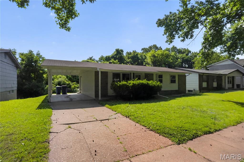 Photo of 11926 Rio Grande Drive St Louis MO 63138