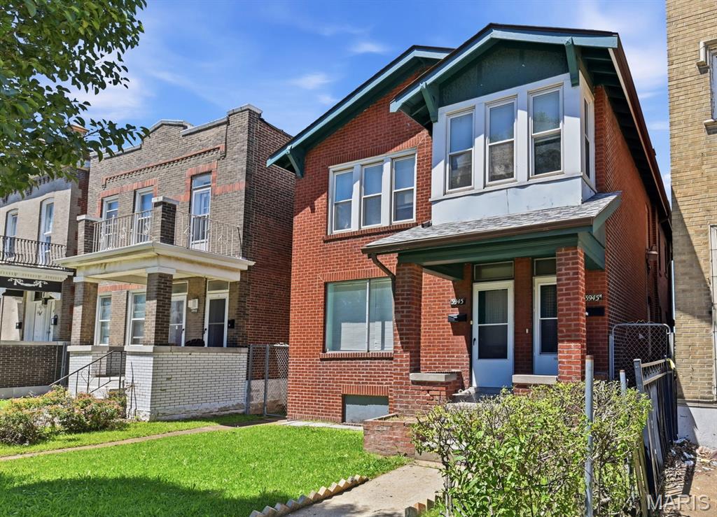 Photo of 3945 S Grand Boulevard St Louis MO 63118