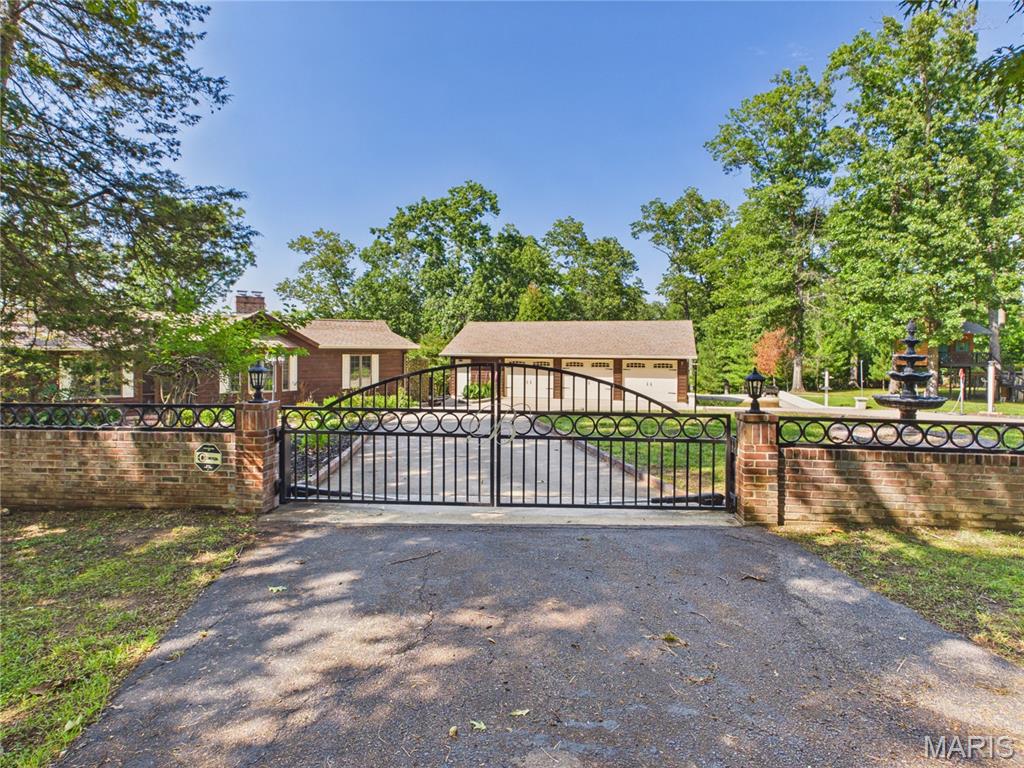 Photo of 696 Radcliff Lane Poplar Bluff MO 63901