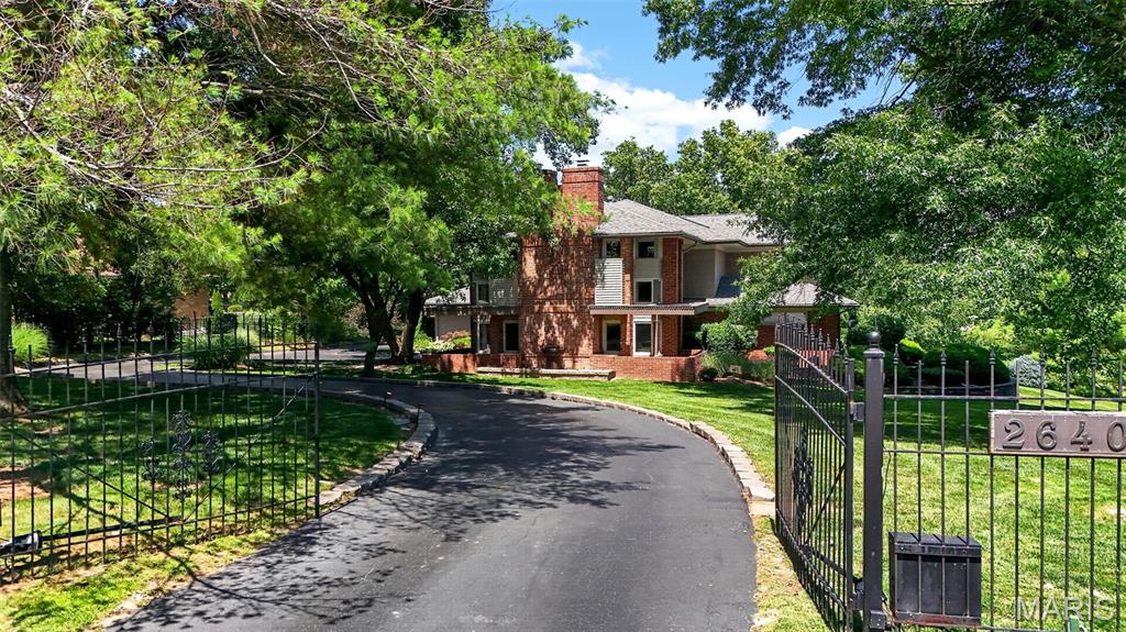 Photo of 2640 Valley Road Chesterfield MO 63005