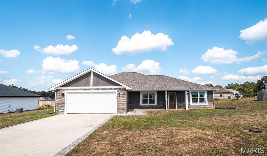 Photo of 133 La Vista Drive Waynesville MO 65583