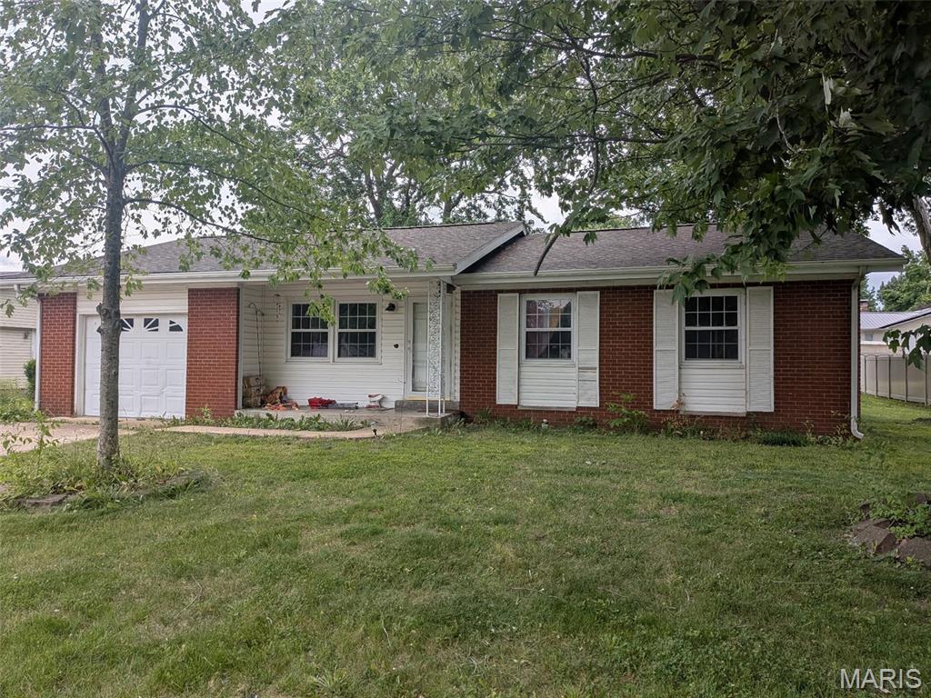 Photo of 630 Cypress Lane Sparta IL 62286