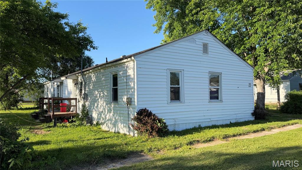 Photo of 613 Reed Drive East Alton IL 62024