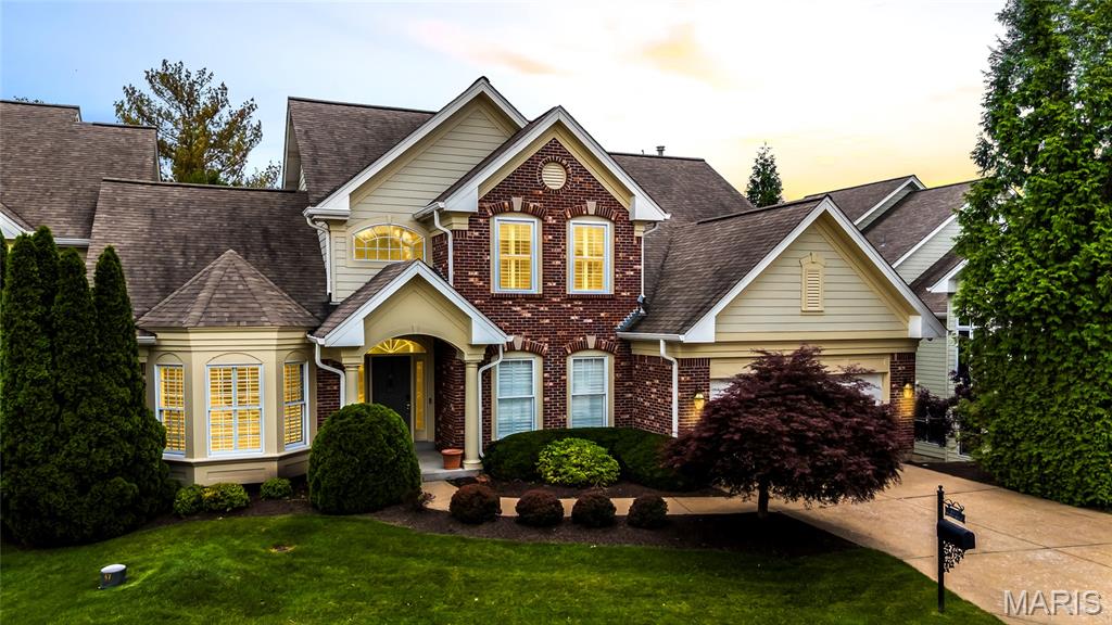 Photo of 15920 Picardy Crest Court Chesterfield MO 63017