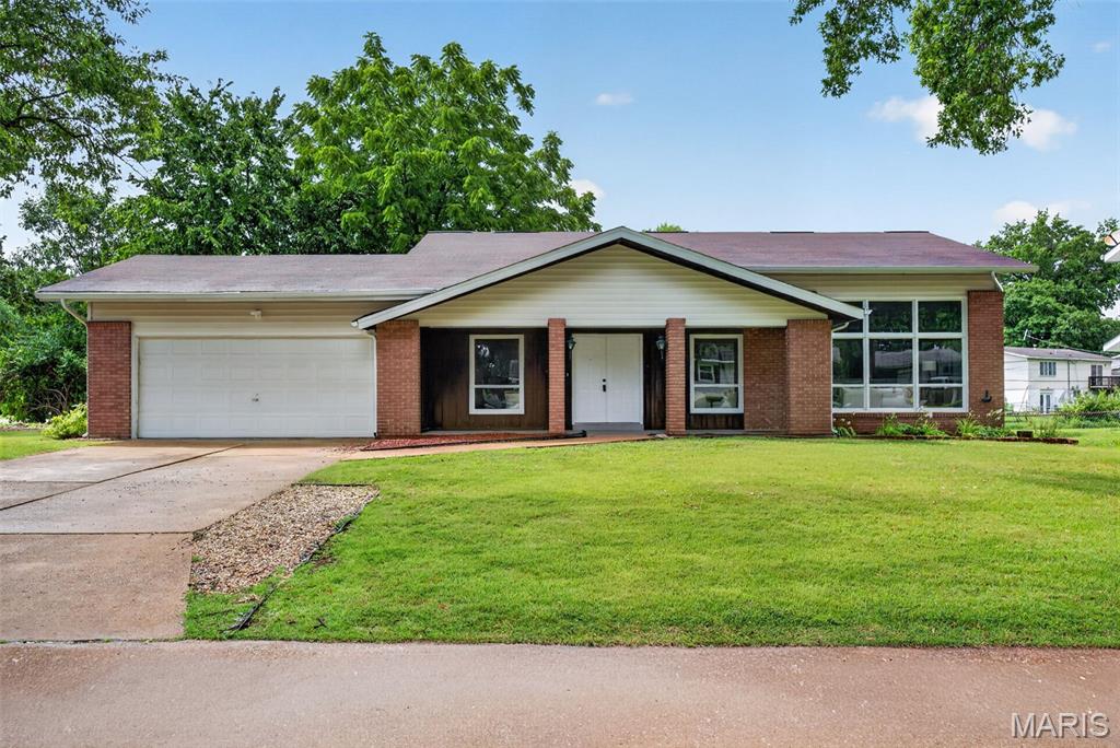 Photo of 7323 Cartwheel Lane Hazelwood MO 63042