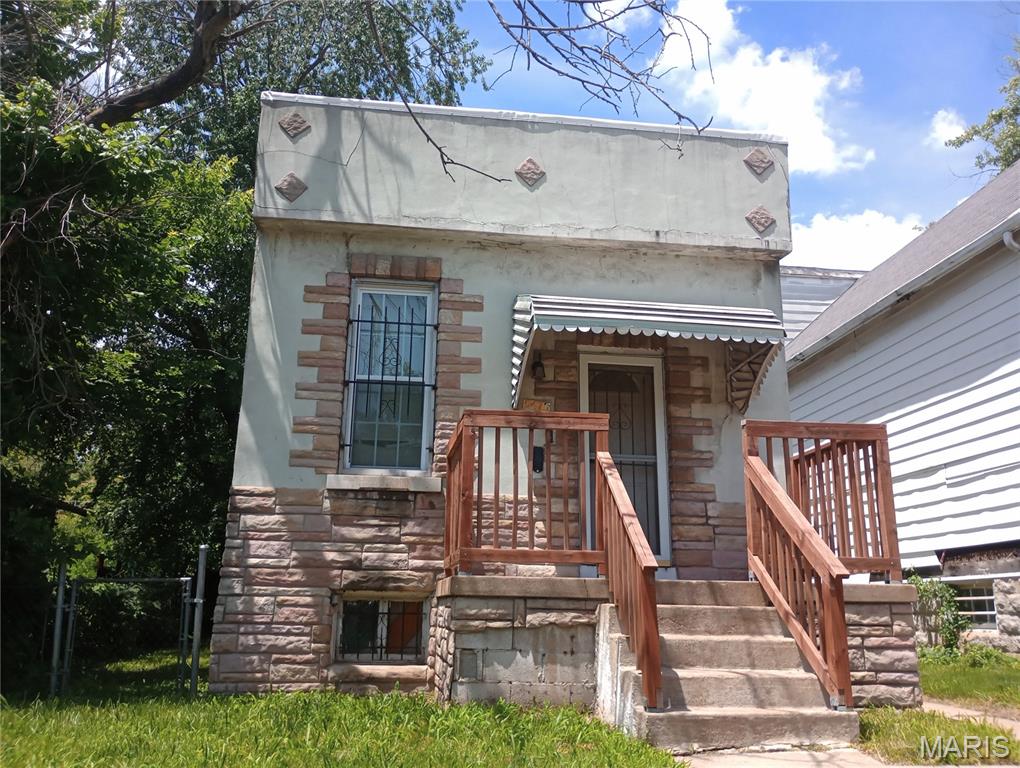 Photo of 5475 Gilmore Avenue St Louis MO 63120