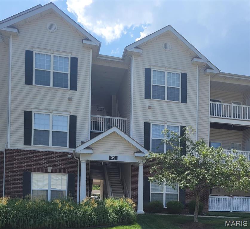 Photo of 39 Kassebaum Lane #102 St Louis MO 63129