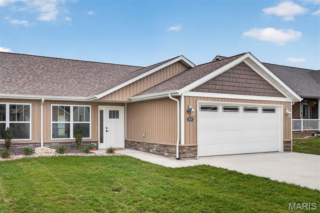 Photo of 40 Auburn Court #B Highland IL 62249