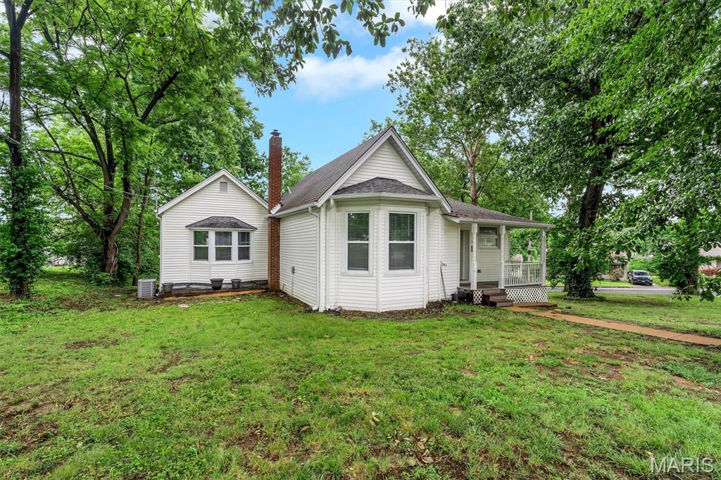 Photo of 9103 Shelley Avenue Overland MO 63114