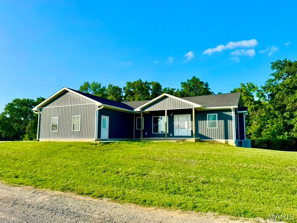 Photo of 58846 Scotts Lane New London MO 63459