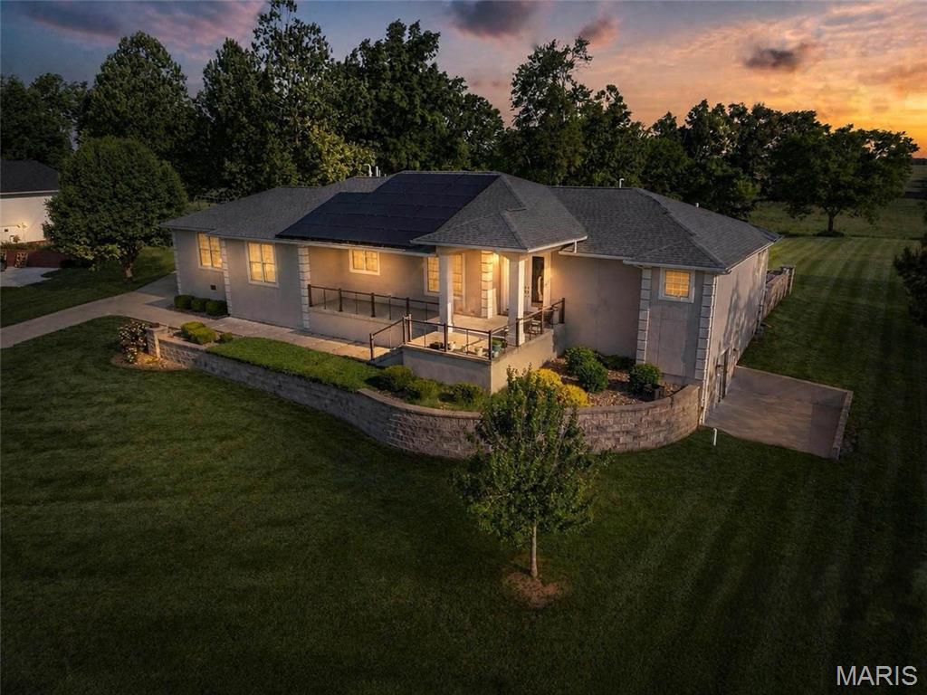 Photo of 606 David Livingstone Drive Carterville IL 62918