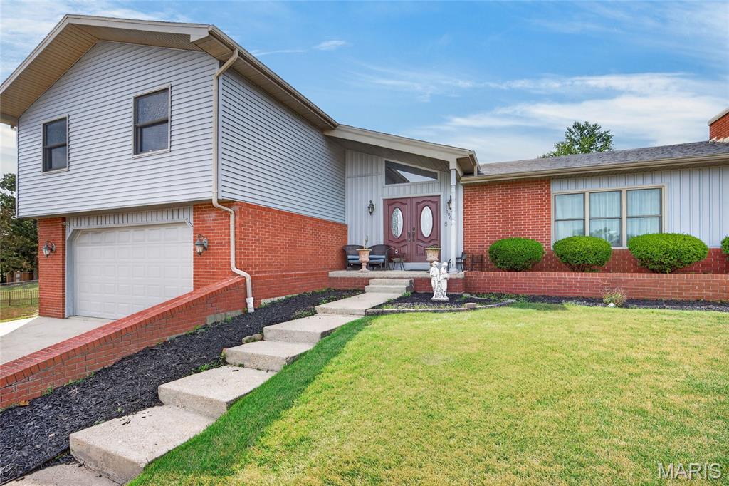 Photo of 106 Meadow Lane St Robert MO 65584