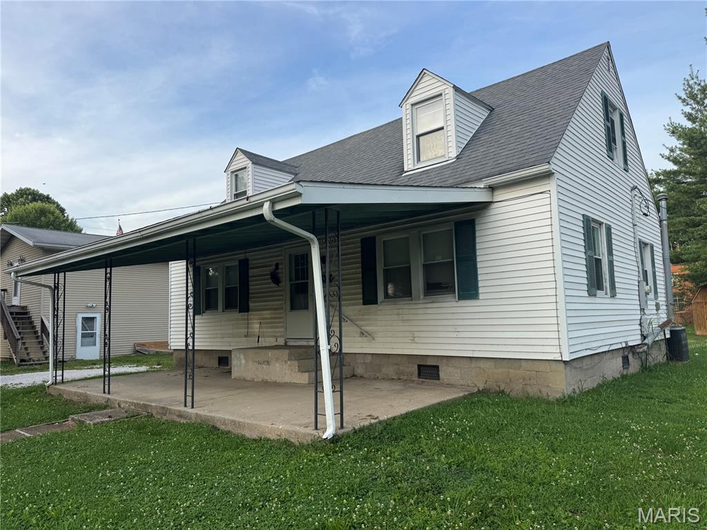 Photo of 14 6th Street Carrollton IL 62016