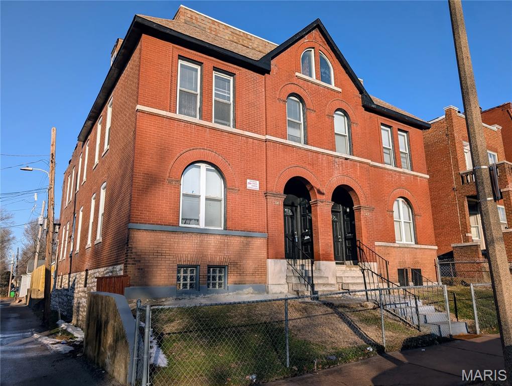 Photo of 3743 Wisconsin Avenue St Louis MO 63118