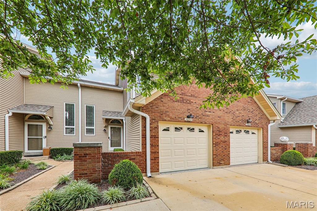 Photo of 16180 Lea Oak Court Chesterfield MO 63017
