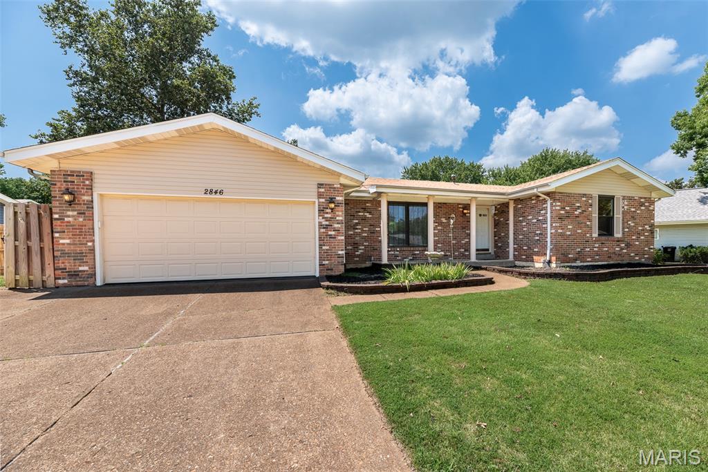 Photo of 2846 Bee Tree Lane St Louis MO 63129