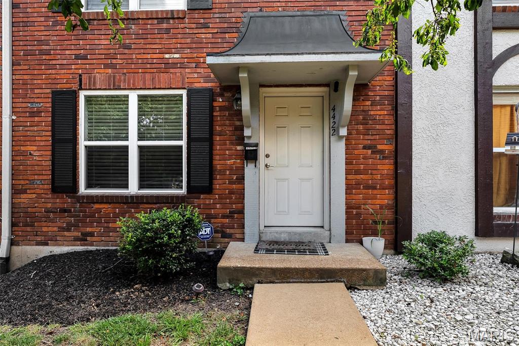 Photo of 4422 Pegasus Dr Oakville MO 63129