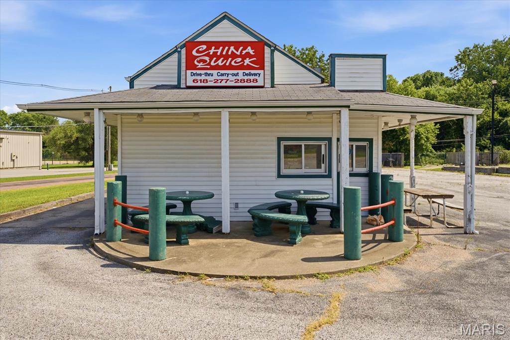 Photo of 940 Carlyle Avenue Belleville IL 62221