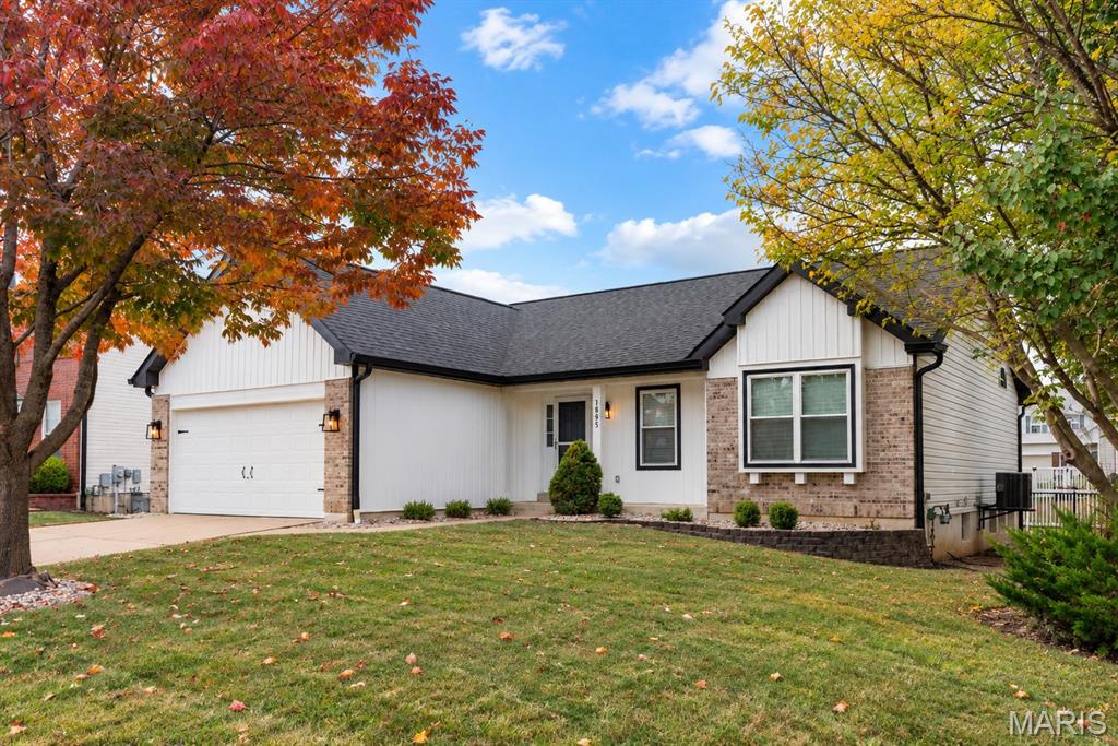 Photo of 1895 Lunenburg Drive St Peters MO 63376