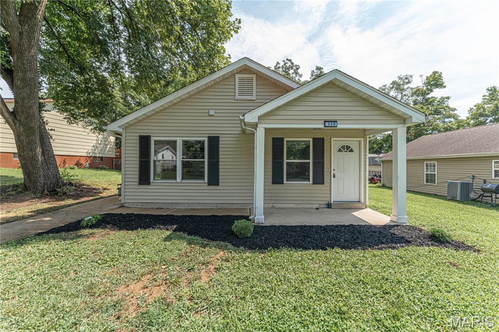 Photo of 356 Lewis Street Wentzville MO 63385