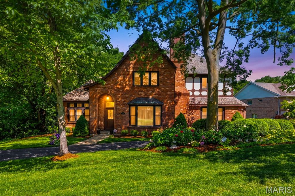 Photo of 12461 W Watson Road St Louis MO 63127