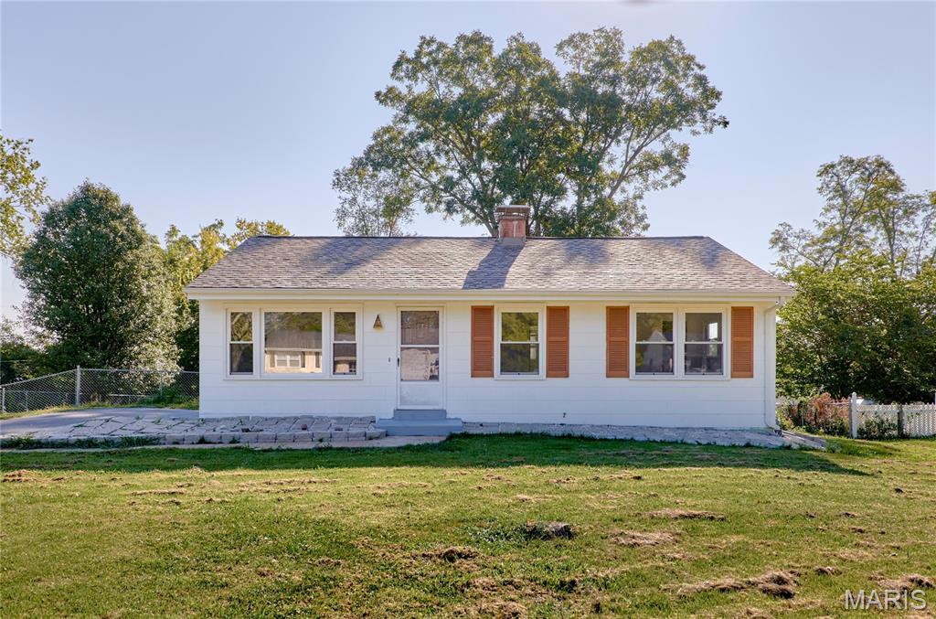 Photo of 228 Newton Place Ballwin MO 63021