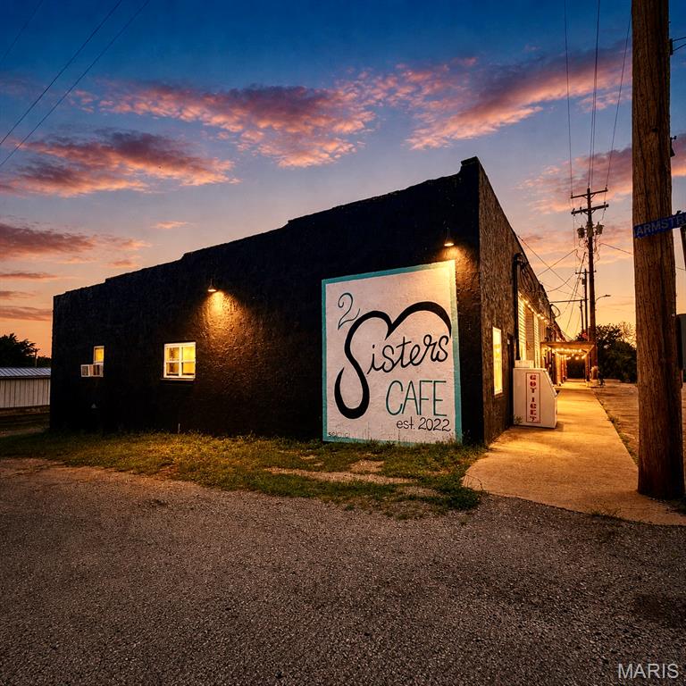Photo of 103 E State Road H Stoutland MO 65567