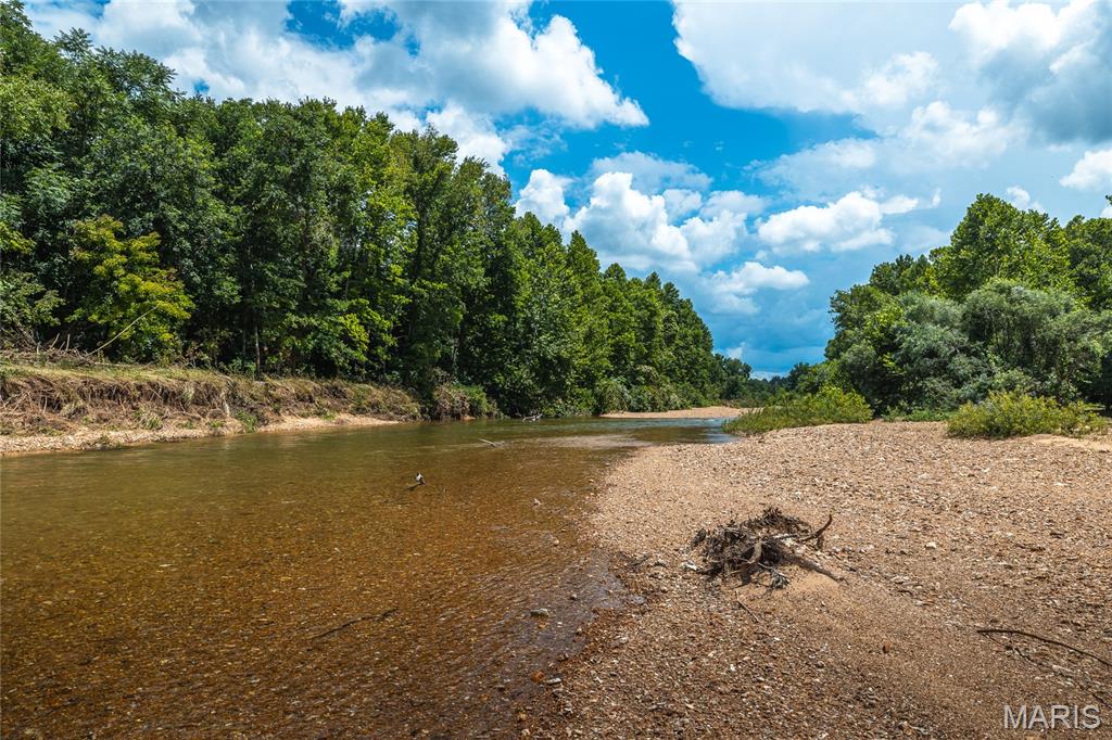 Photo of 127 Huzzah Creek Road Steelville MO 65565