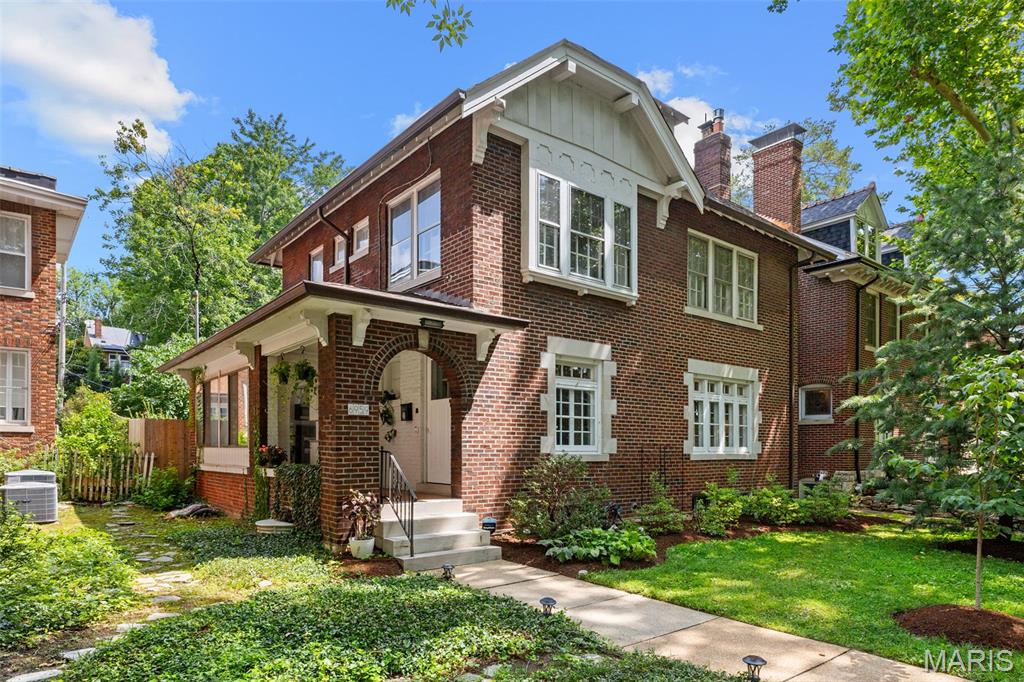 Photo of 6959 Waterman Avenue University City MO 63130