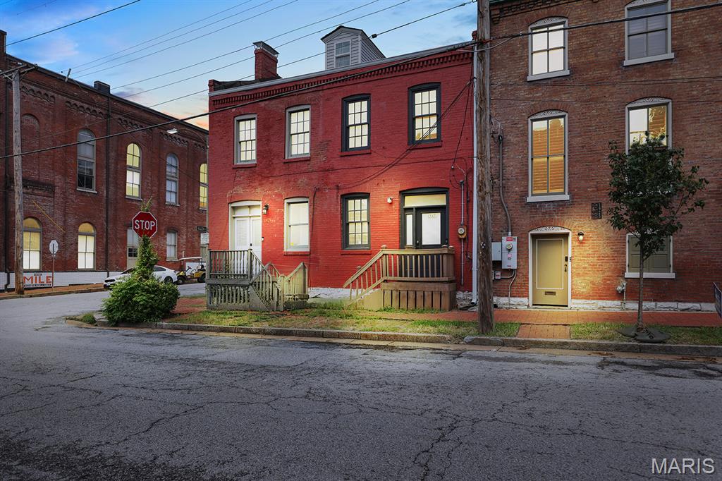 Photo of 1927 S 9th Street St Louis MO 63104