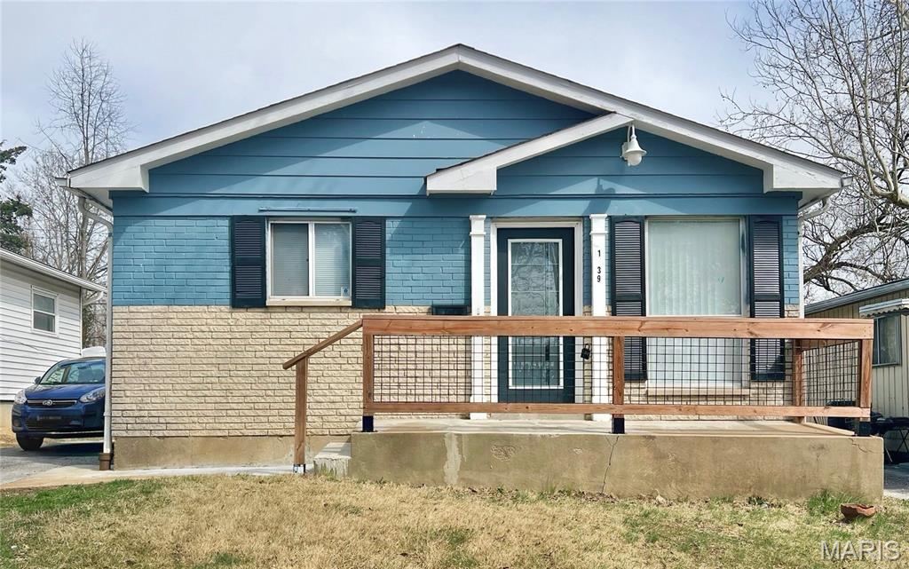 Photo of 1239 Peggy Court St Louis MO 63147