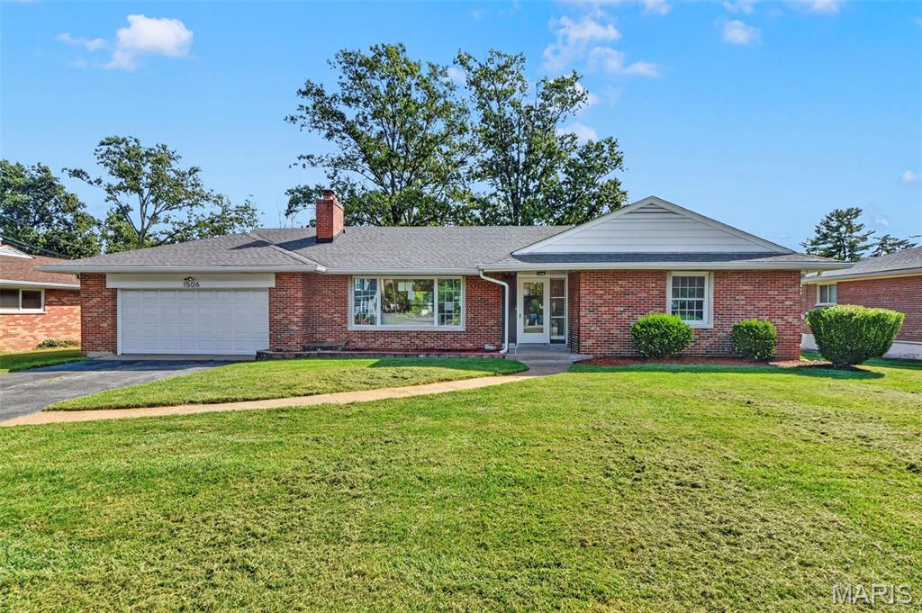 Photo of 1506 Starling Drive St Louis MO 63126