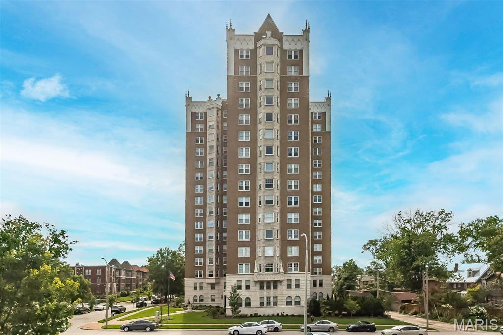 Photo of 625 S Skinker Boulevard #401 St Louis MO 63105
