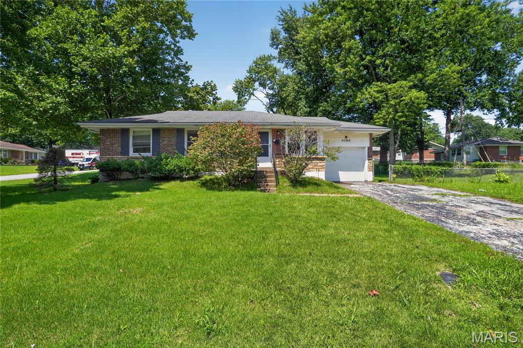 Photo of 9765 Colony Drive St Louis MO 63137