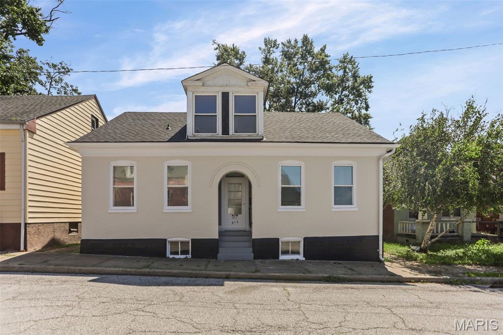 Photo of 312 S Jackson Street Belleville IL 62220