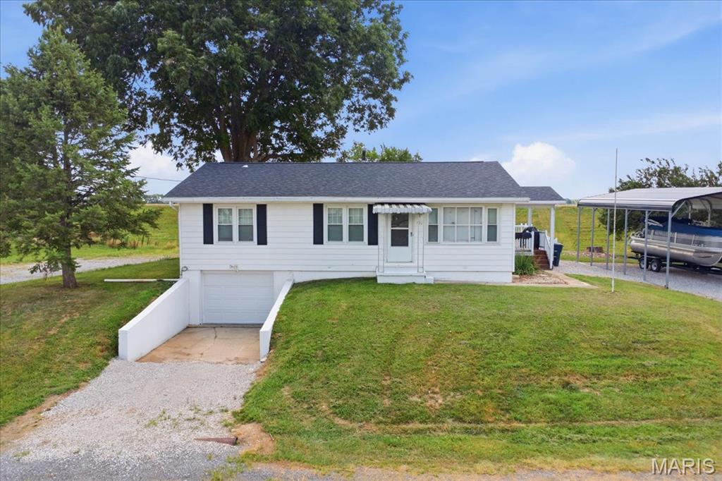 Photo of 706 Main Keyesport IL 62253
